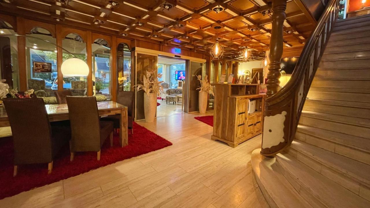 Villa Am Park Бад Цвишенан Екстериор снимка