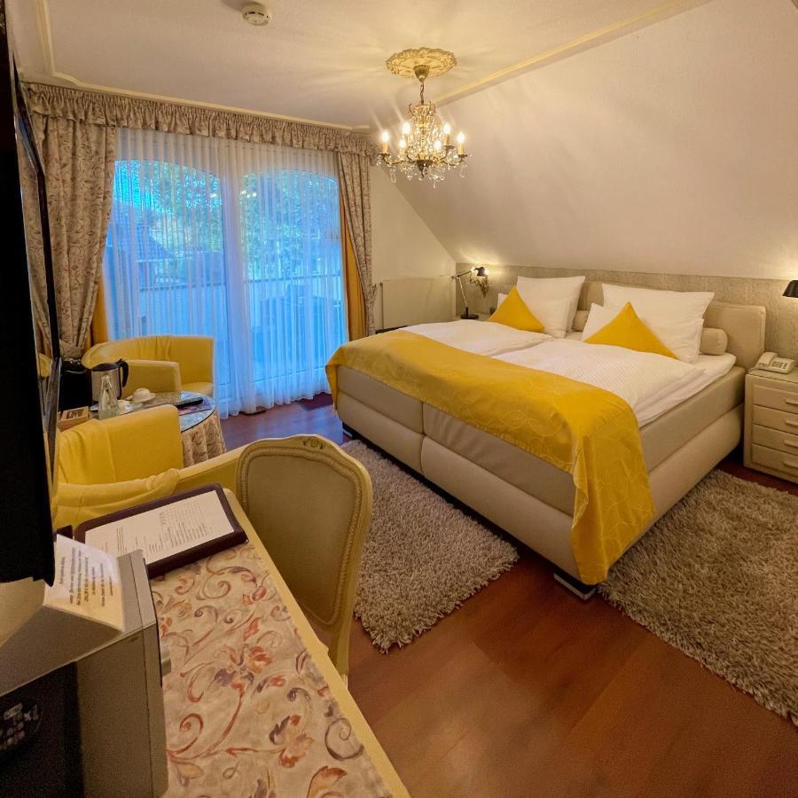 Villa Am Park Бад Цвишенан Екстериор снимка